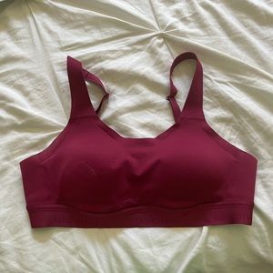 Lululemon Fine Form Sports Bra 32B